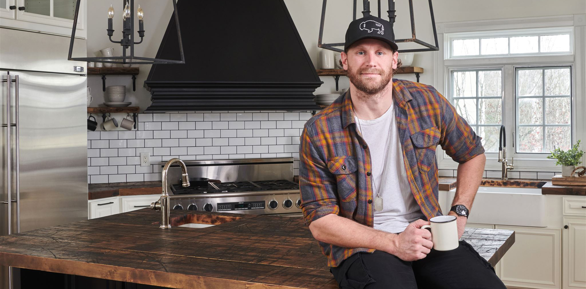 Chase Rice uses Olde Wood Limited products
